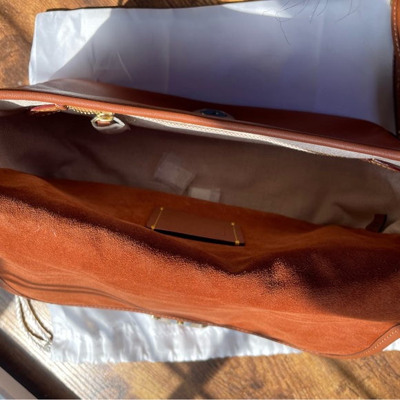 Soft Tabby Shoulder Bag - Shiny Smooth Leather with velvety suede - Picture 4 of 10